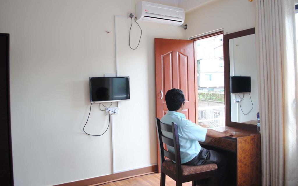 Avalon House Hotel Kathmandu Exterior photo